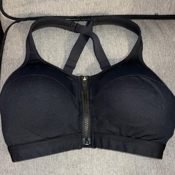 Core 10 Sports Bra Black
Zipper Front Size 42DD - Picture 1 of 4